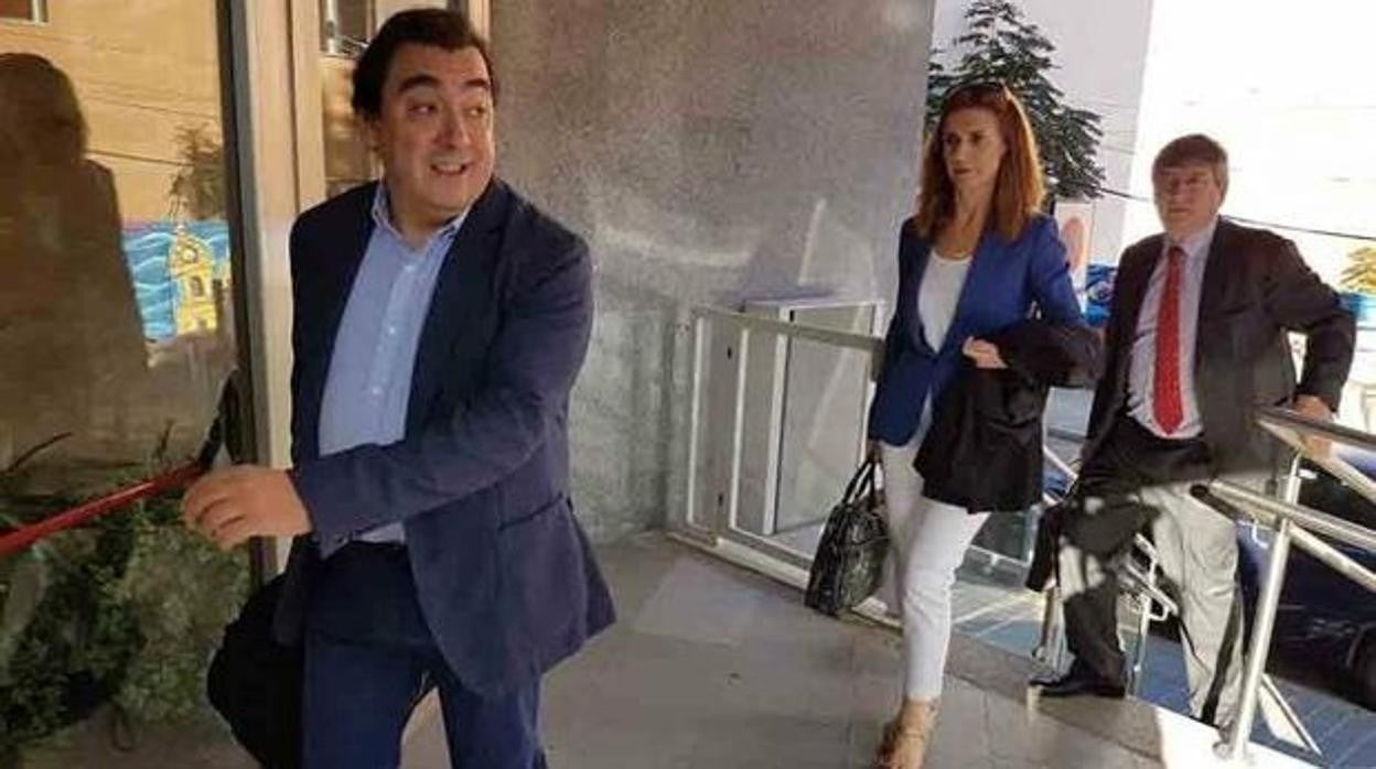 En la imagen de archivo, Joaquín Hermoso llegando a los juzgados de la Audiencia de Ciudad Real