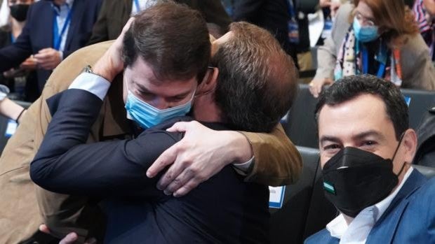 Mañueco asegura que Feijóo «tiene un proyecto nacional para España, para llegar a La Moncloa»