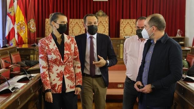 Íscar urge a Feijóo y Mañueco a definir el candidato del PP al Ayuntamiento de Valladolid