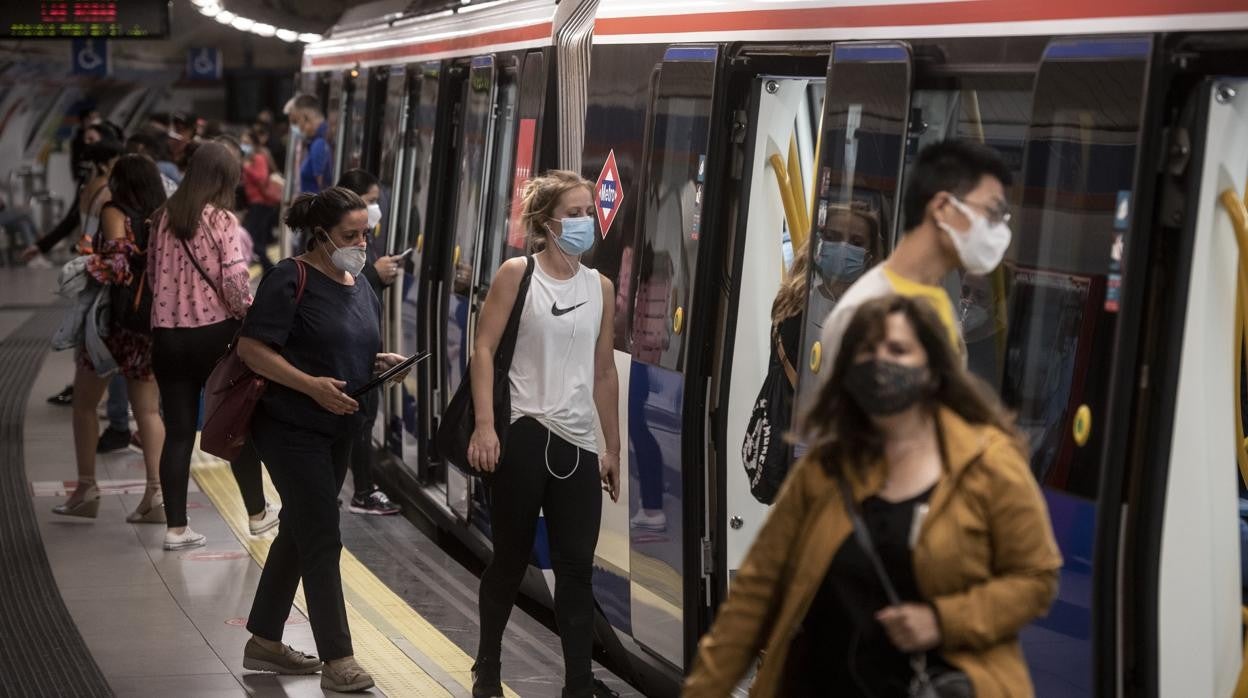 Interior de Metro de Madrid