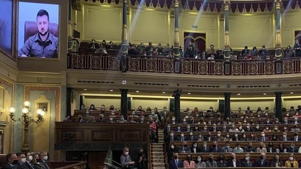 Zelenski compara el bombardeo de Guernica con los ataques rusos a Ucrania