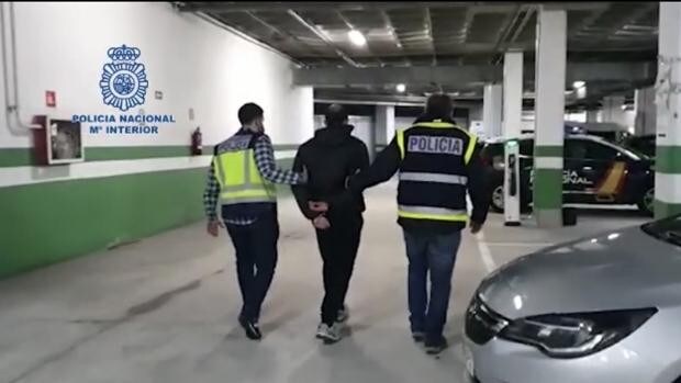 Detienen a un sicario brasileño buscado desde el 2017 que se ocultaba en La Coruña