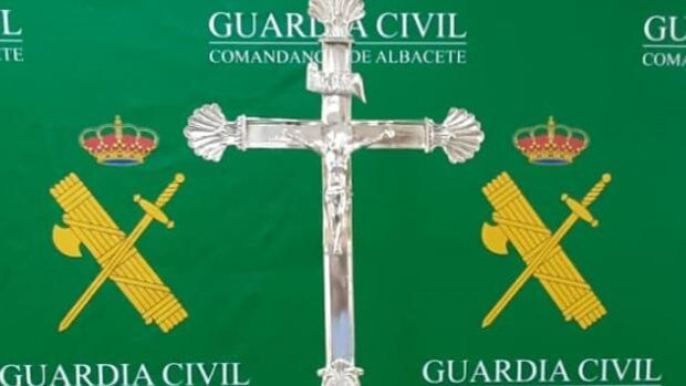 Dos detenidos por robar una cruz del Santuario de la Virgen de Cortes de Alcaraz valorada en 1.000 euros