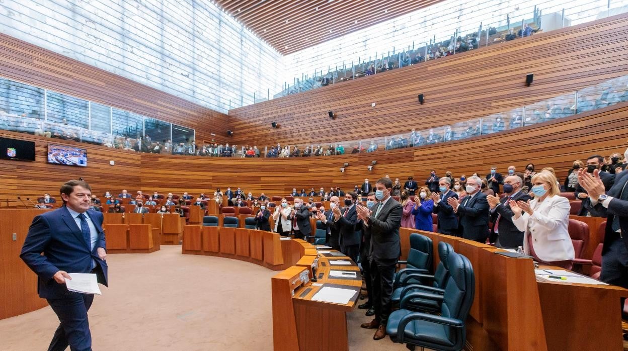 Mañueco durante la pasada investidura