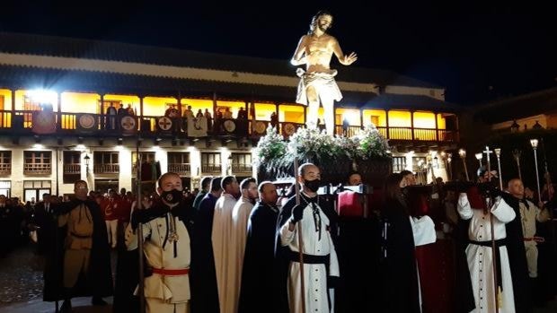 Masiva afluencia de visitantes en Consuegra durante la Semana Santa