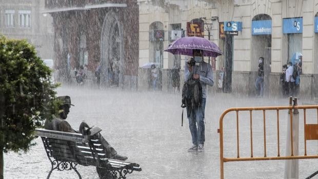 Vuelven el frío y la lluvia a Castilla y León tras una veraniega recta final de Semana Santa