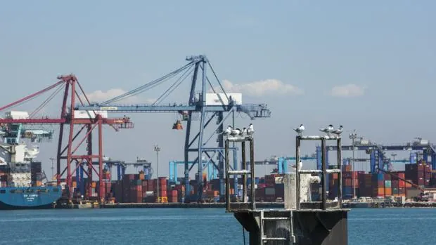 La ampliación del puerto de Valencia sigue adelante: una inversión de 1.400 millones de euros para 2027