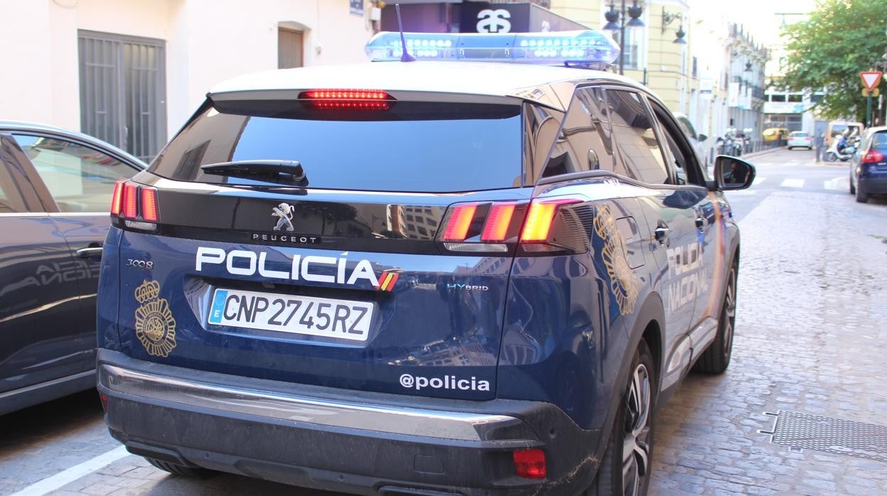 Imagen de recurso de un coche patrulla de la Policía Nacional