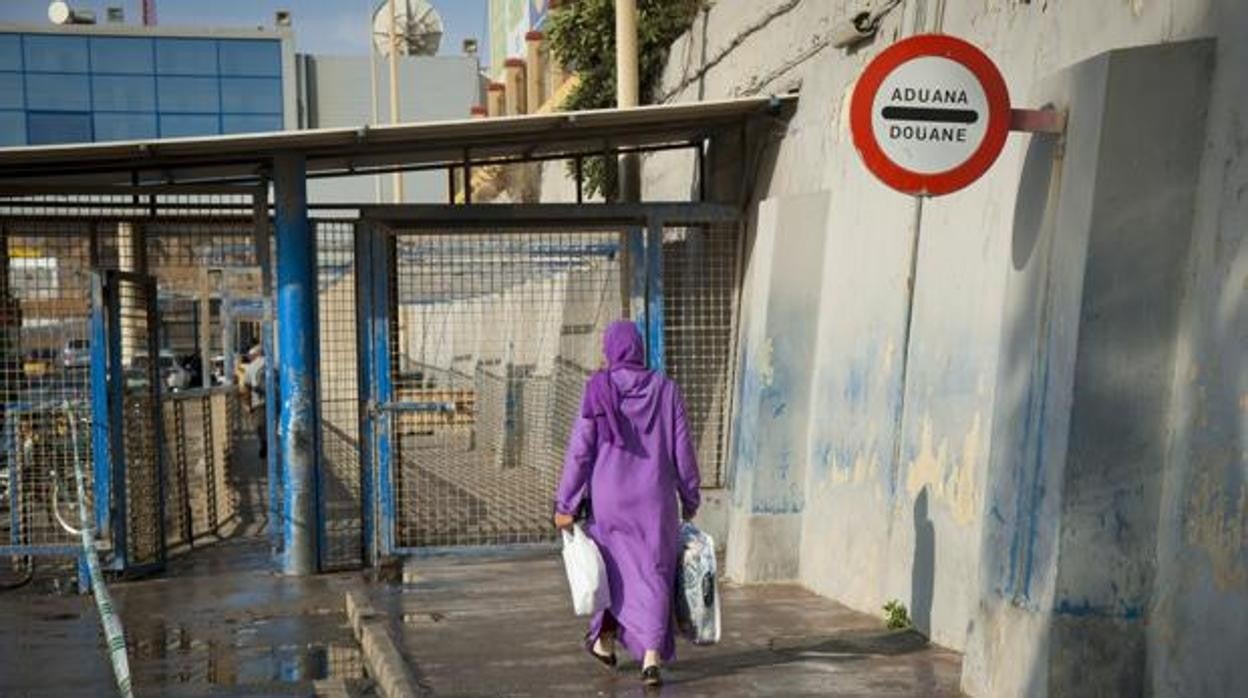 Frontera del Tarajal en Ceuta antes de la pandemia