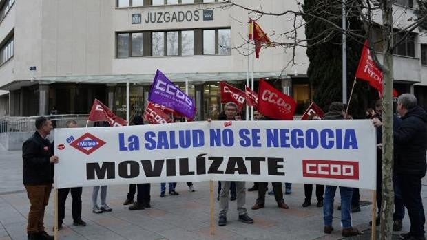 Los trabajadores de Metro convocan un paro parcial para este miércoles en protesta por el amianto