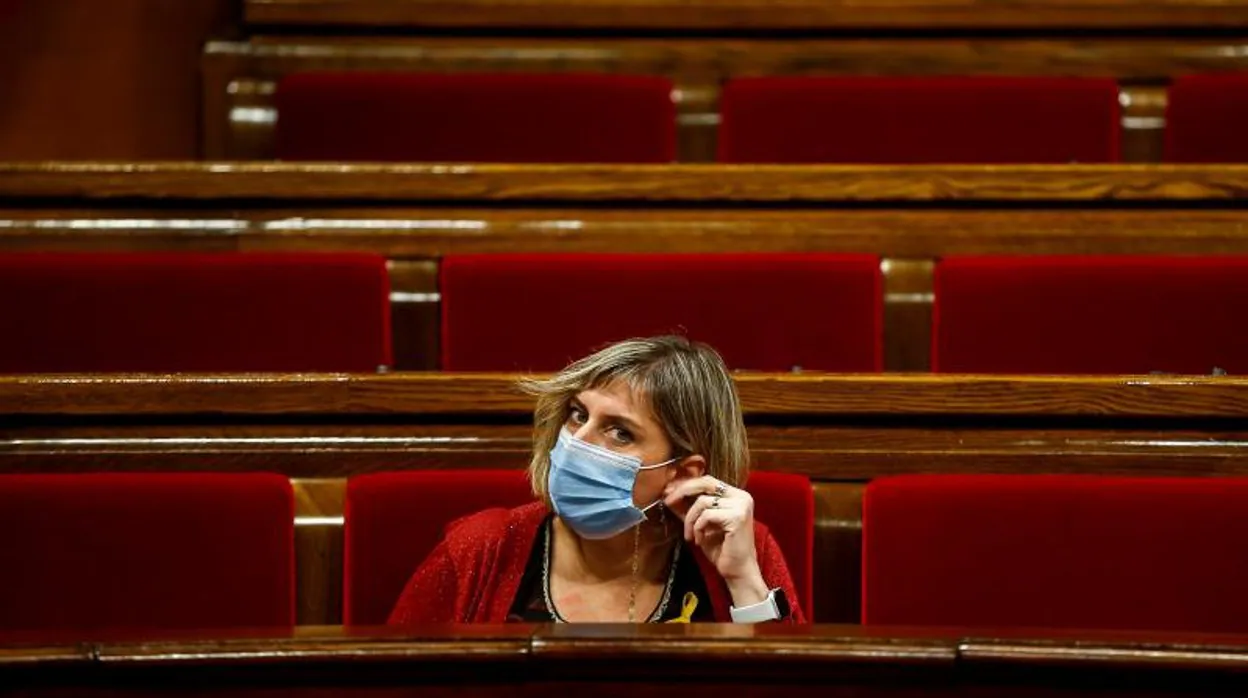 Alba Vergés durante un pleno del Parlament, en una imagen de archivo