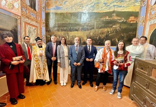 Camarín de la virgen, donde se han restaurado las pinturas de los muros