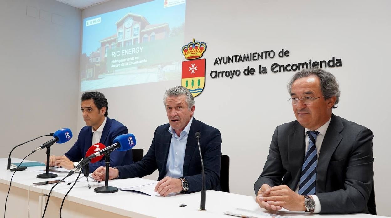 Presentación del proyecto de hidrógeno verde que desarrolla la empresa RIC Energy en el municipio