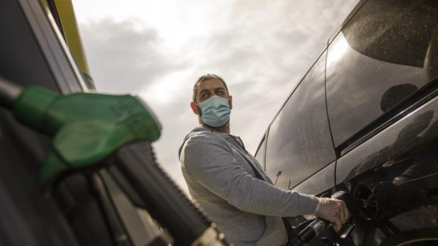 Amenazó con quemar dos gasolineras de Tenerife por el aumento de los precios