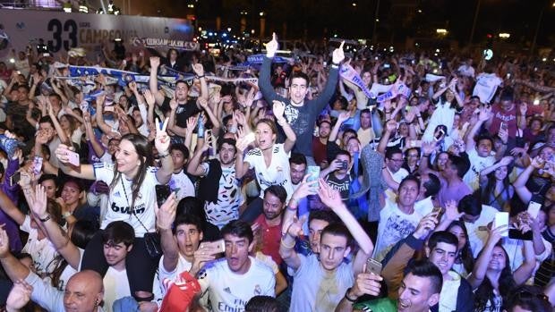 Celebración de la Liga: Una Cibeles blindada se quita la mascarilla ante el alirón del Real Madrid