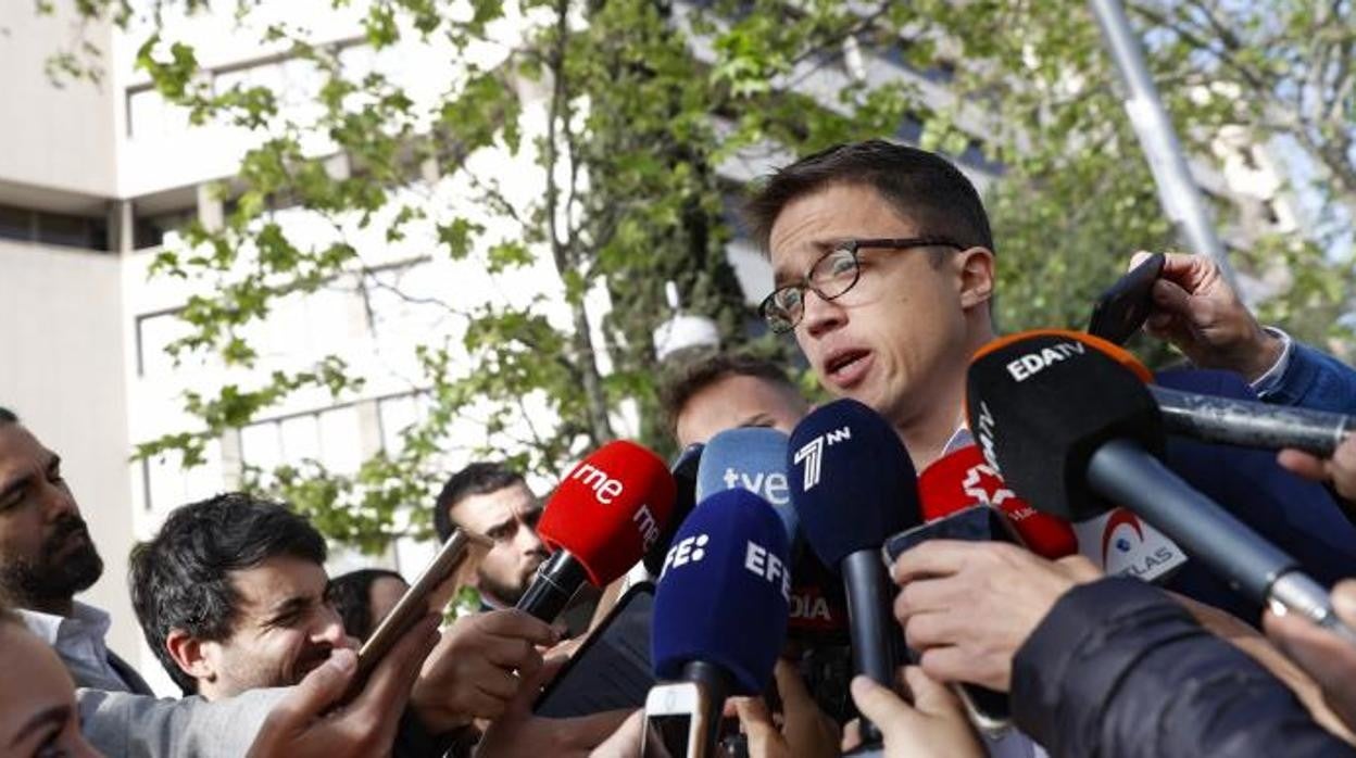 Íñigo Errejón a su llegada a los juzgados este viernes