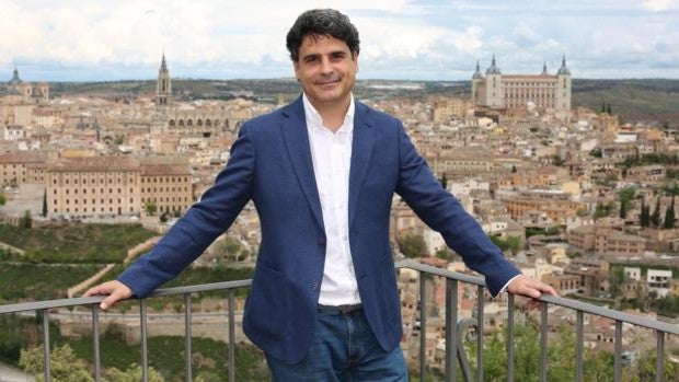 Juan José Alcalde: «El PSOE ha metido a Toledo en una burbuja, no avanza»