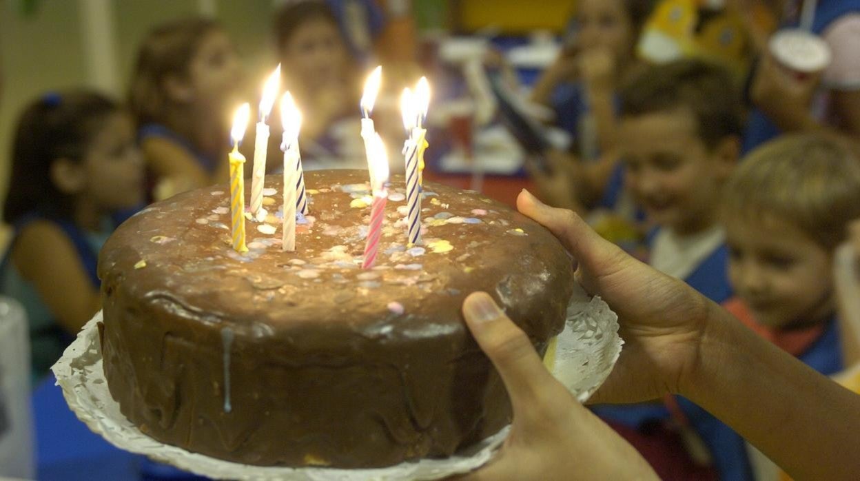 Imagen de archivo de un cumpleaños infantil