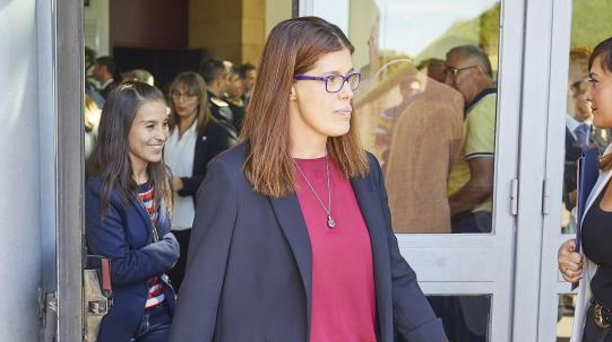 La alcaldesa de Móstoles, Noelia Posse, durante un acto institucional