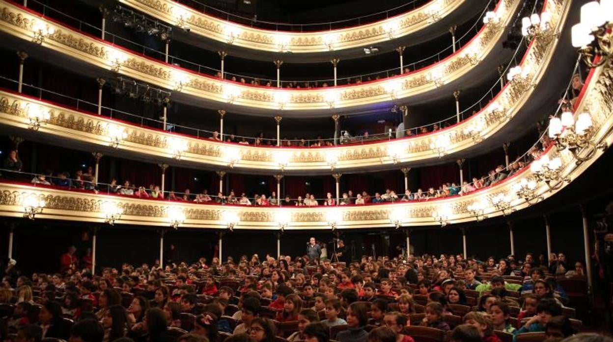 Vista del zaragozano Teatro Principal, en una imagen de archivo