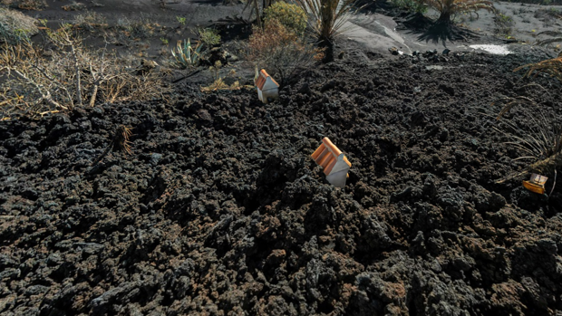 Las casas y las cosas que se llevó el volcán: cómo gestionar un hogar bajo la lava