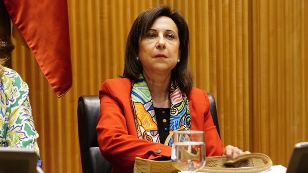 Robles, sobre la directora del CNI: «No voy a tolerar que hagan imputaciones a quien no puede defenderse»