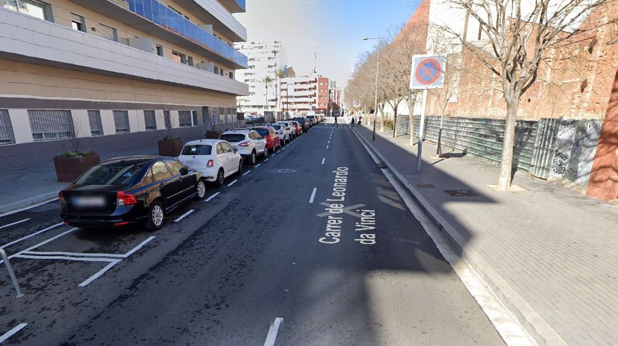 Imagen de la calle Leonardo da Vinci de l'Hospitalet de Llobregat, lugar donde transcurrieron los hechos