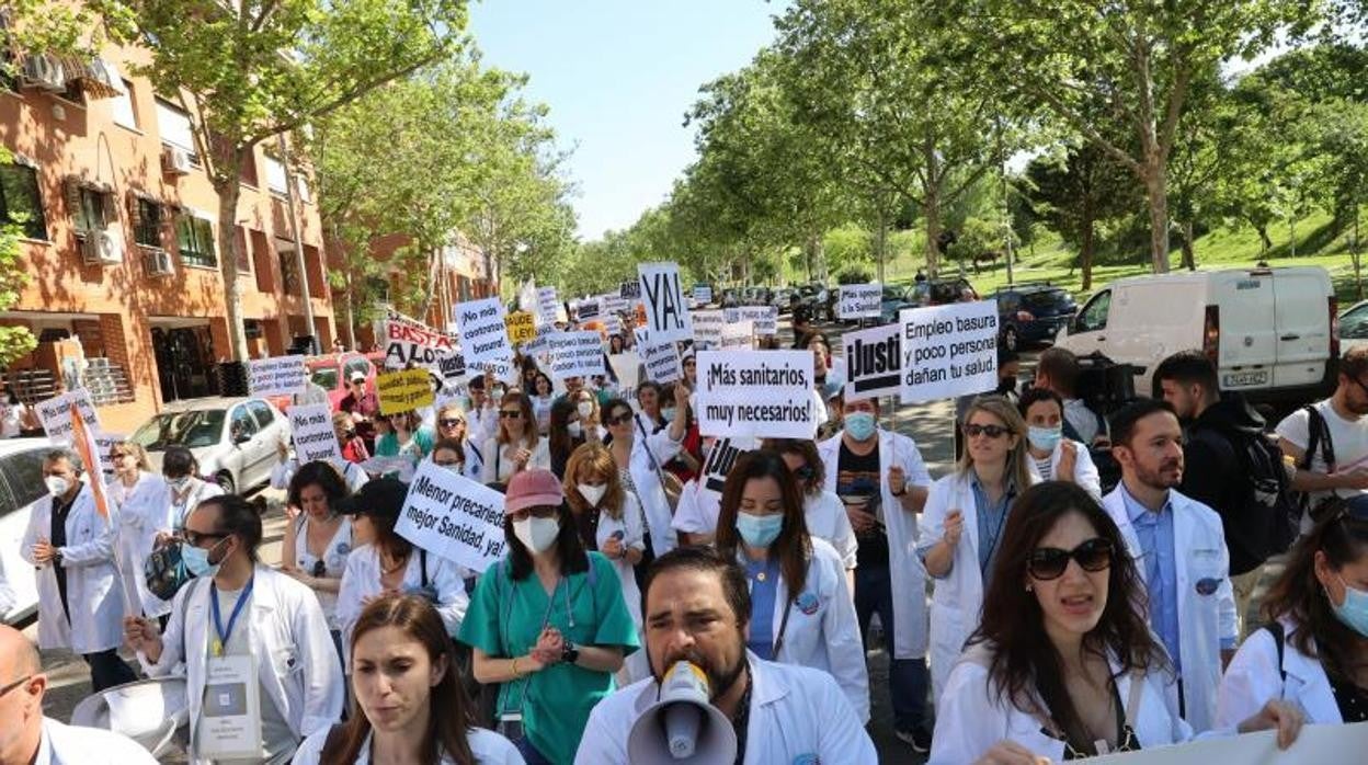 Manifestación de médicos en Vallecas