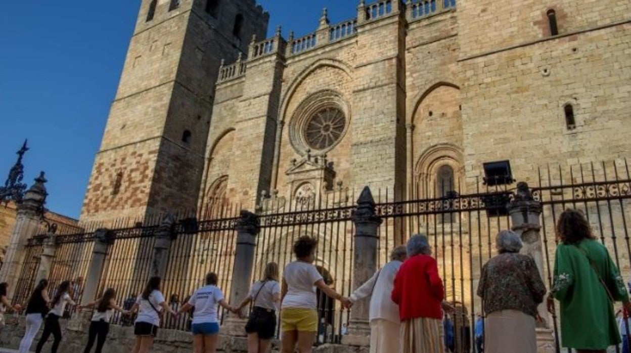 Imagen de archivo de la catedral de Sigüenza