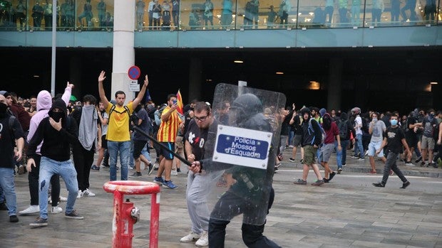 El secesionismo hizo del CNI su enemigo a abatir por haber neutralizado Tsunami Democràtic 