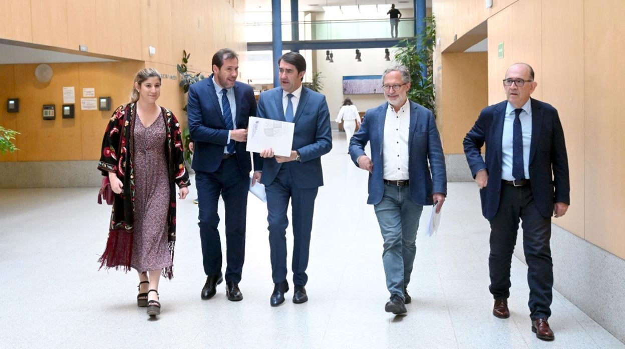 Puente y Suárez-Quiñones, este lunes en la Consejería de Medio Ambiente