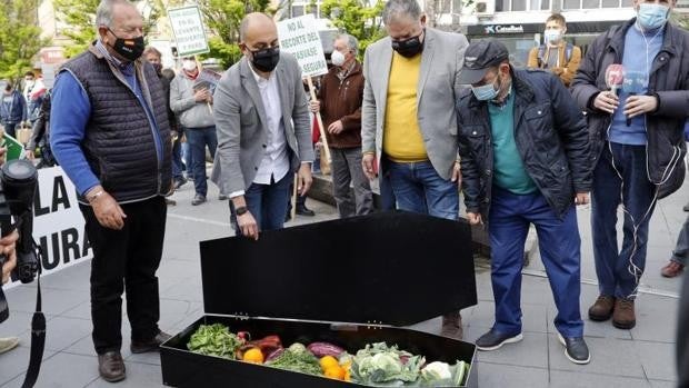 Alicante sale a la calle este martes en defensa de la continuidad del trasvase del Tajo al Segura