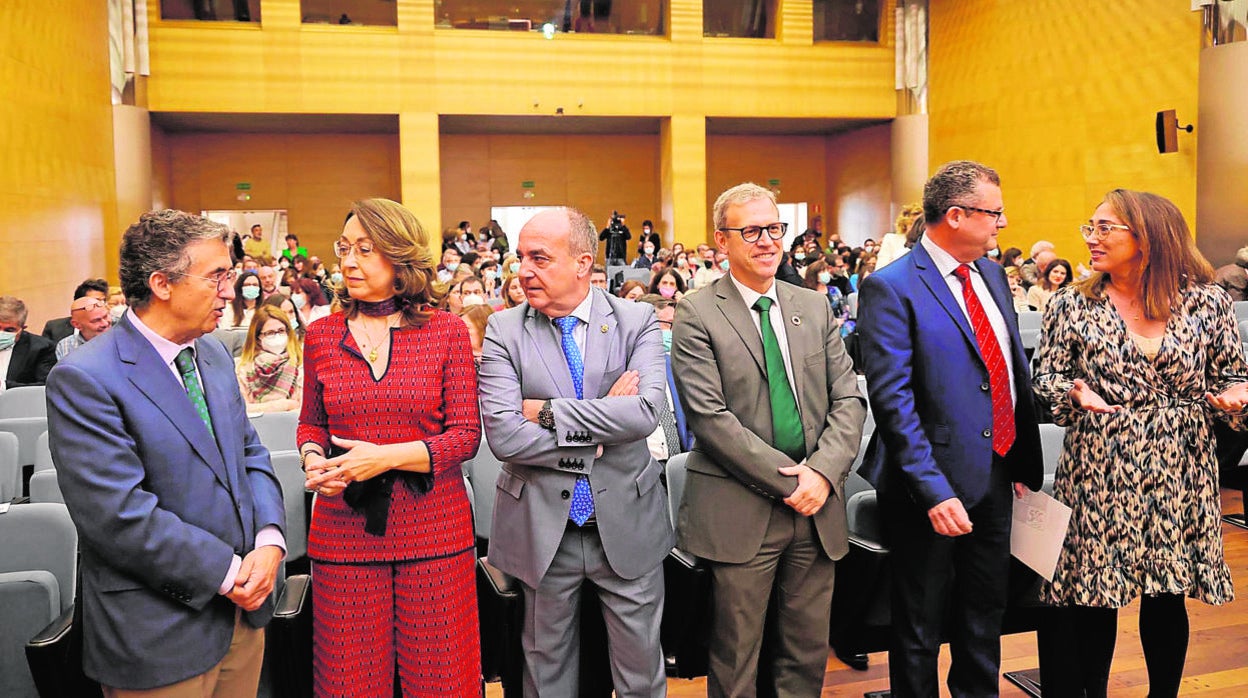 Altos cartos de las consejerías de Agricultura y Movilidad, durante las tomas de posesión