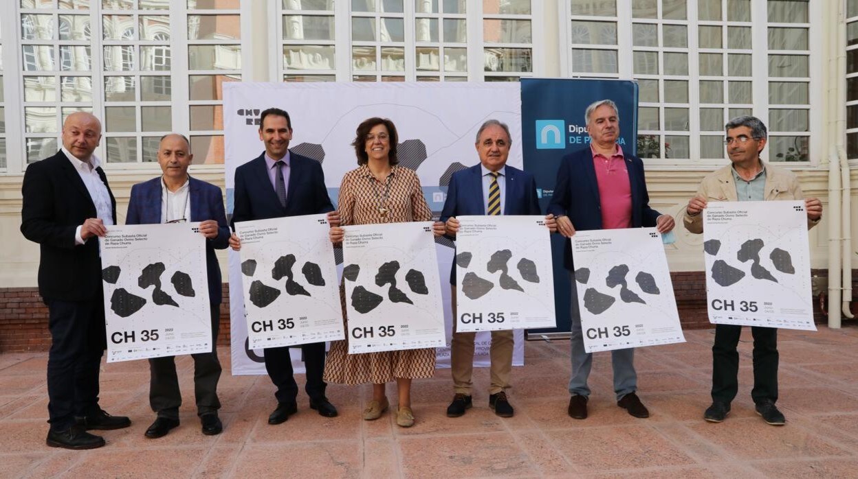 La presidenta de la Diputación de Palencia, Ángeles Armisén, y otras personalidades presentan la XXXV Feria Nacional del Ganado Ovino Churro