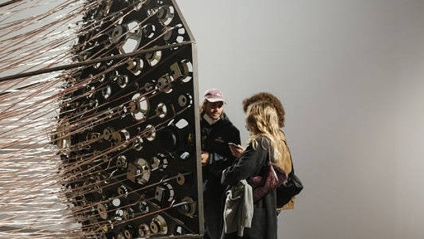 El Museo de la Música de Barcelona sale de las vitrinas