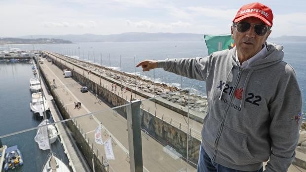 El anfitrión de Don Juan Carlos en Sangenjo: «Su principal ilusión es volver a España, luego, muy por debajo, está el resto»