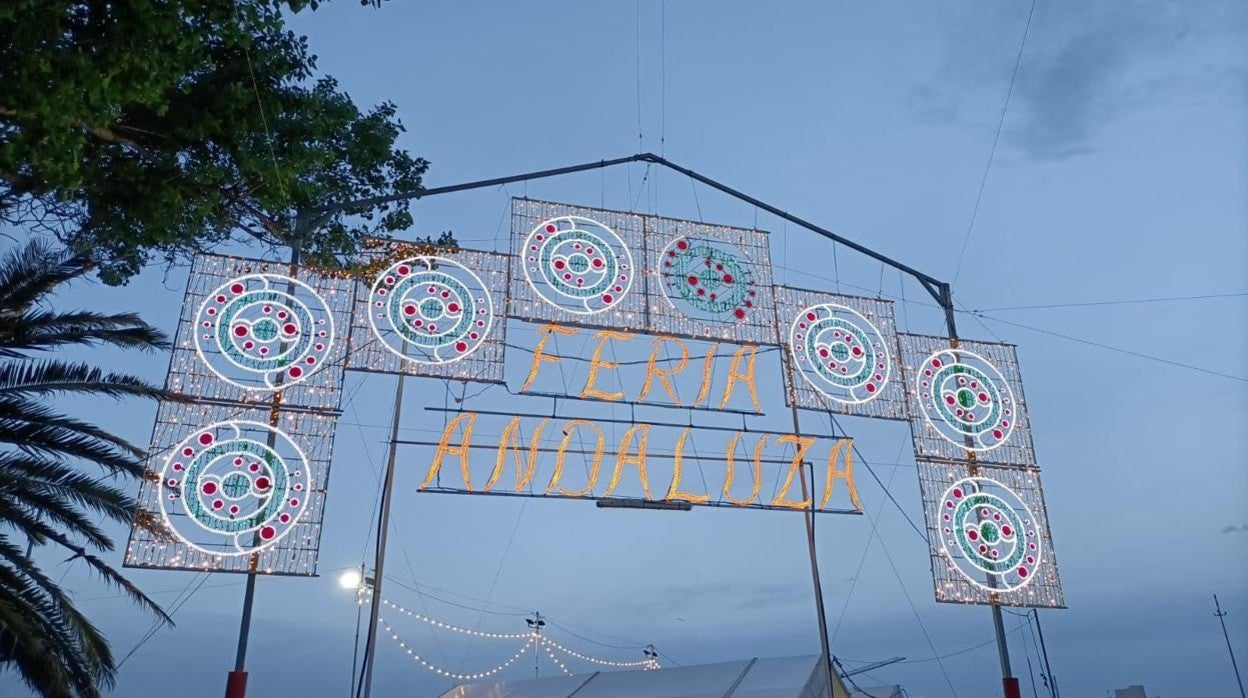 Imagen del 'alumbrao' de la Feria Andaluza de Valencia