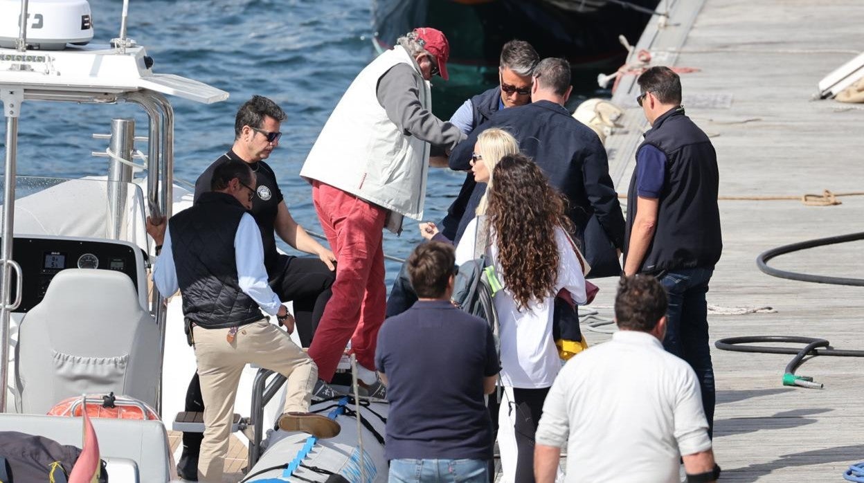 Don Juan Carlos, esta tarde, al regresar de la regata.