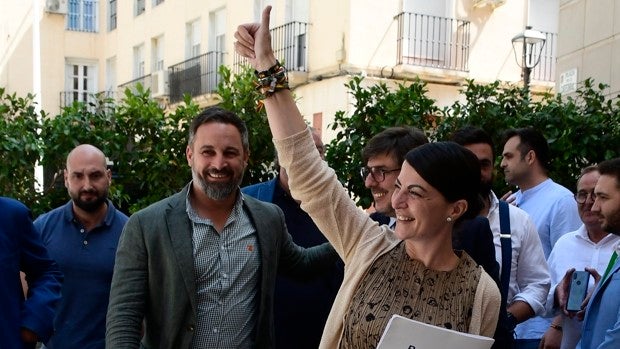 Santiago Abascal da por zanjado el «primer intento» del PP y del PSOE de «silenciar» a Vox en Andalucía