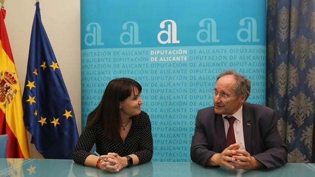 La Diputación de Alicante y Antifraude sellan un acuerdo para prevenir la corrupción y defender la integridad pública