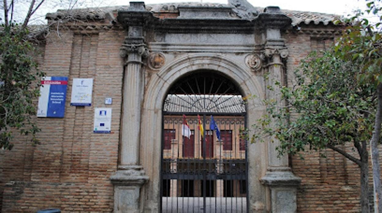 Entrada principal del IES Sefarad de Toledo