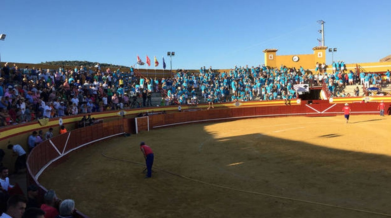 Plaza de toros de Cenicientos, cuya gestión, por parte de la alcaldesa, será investigada