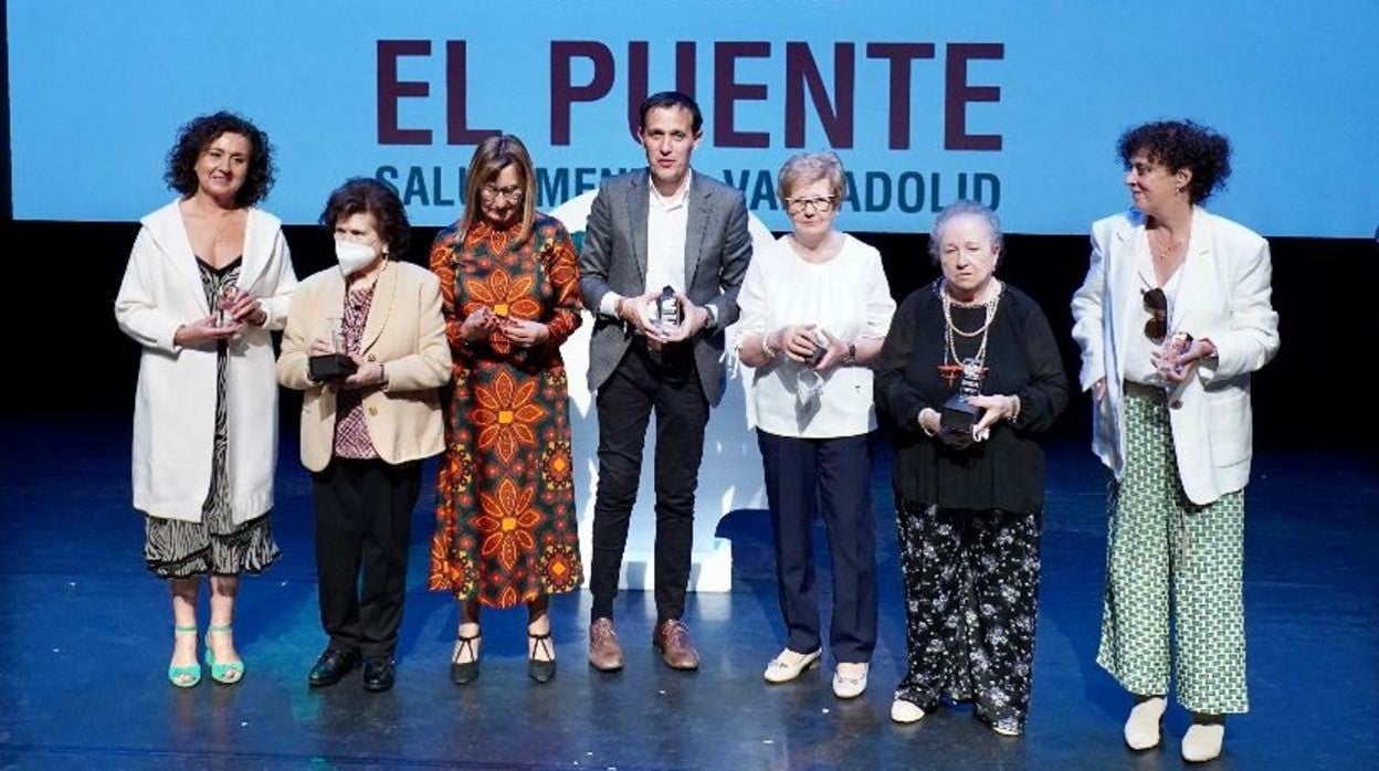 Celebración del 30 aniversario de la Asociación El Puente de Valladolid en el auditorio Miguel Delibes