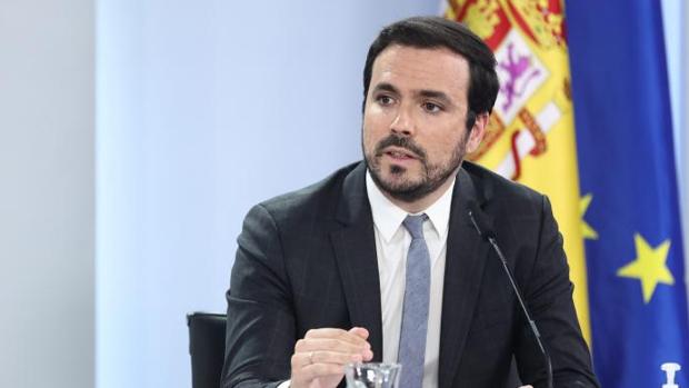 El ministro Garzón calificó la OTAN como una «organización terrorista» en 2013