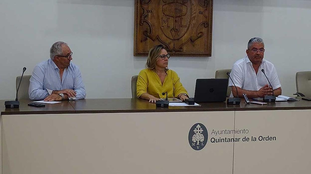 José María Viller, Esther Fidalgo y Juan Carlos Navalón durante la presentación