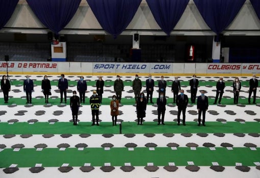 Acto de homenaje a las víctimas del Covid en la Pista de Hielo tras cerrar la morgue