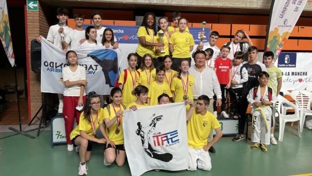 El Club ITAE de Albacete se proclama campeón de Castilla-La Mancha de taekwondo en edad escolar