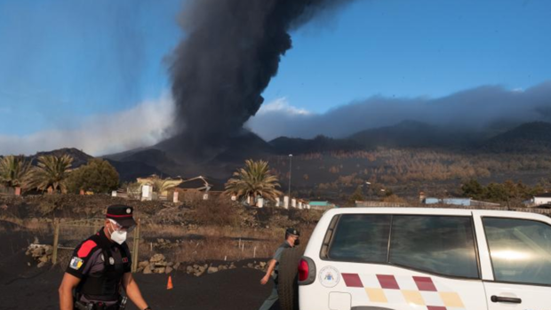 Expertas creen que no se confinó lo suficiente ante la mala calidad del aire durante la erupción