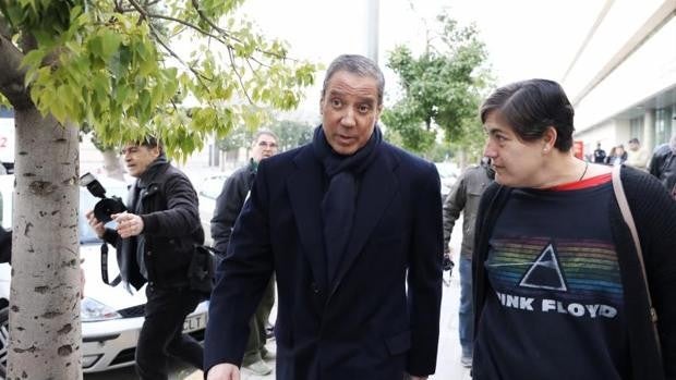 Zaplana recurre su procesamiento en el caso Erial y pide sobreseer la causa por la «ausencia de indicios objetivos» de delito