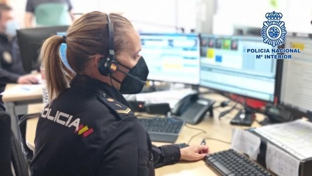 La Policía Nacional salva la vida, a través del 091, a un bebé de Guadalajara que se estaba ahogando